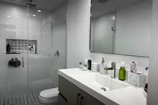 5401 Collins Ave, Miami Beach, FL 33140 - Photo 47