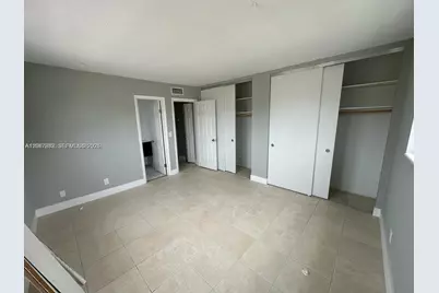 1100 NE 1st Ct #201, Hallandale Beach, FL 33009 - Photo 5
