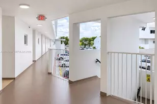 5611 W 25th Ct, Hialeah, FL 33016 - Photo 5