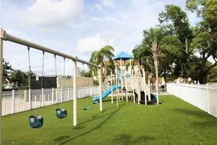 4719 NW 9th Dr, Plantation, FL 33317 - Photo 13