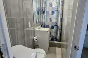 109 SE 9th St, Hallandale Beach, FL 33009 - Photo 1