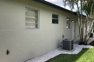 25430 SW 107th Ave, Homestead, FL 33032 - Photo 5