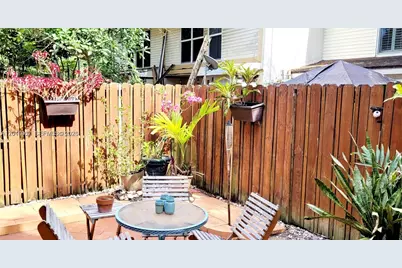 3300 Atlanta #15C, Hollywood, FL 33021 - Photo 5