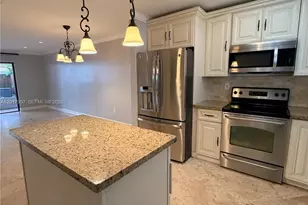 3300 Atlanta, Hollywood, FL 33021 - Photo 7