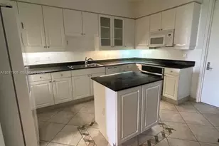 717 Crandon Blvd, Key Biscayne, FL 33149 - Photo 5