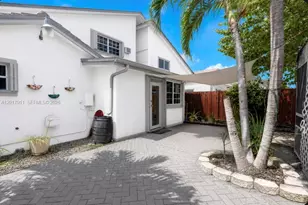 7811 SW 9th Terrace, Miami, FL 33144 - Photo 3