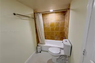 9429 SW 76th St, Miami, FL 33173 - Photo 19