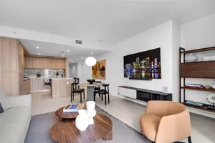 77 SE 5, Miami, FL 33131 - Photo 7