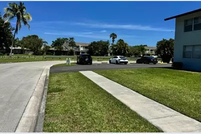 380 E Laurel Dr #4D, Margate, FL 33063 - Photo 5