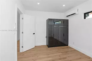 7801 Byron Ave, Miami Beach, FL 33141 - Photo 7