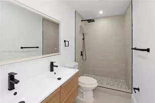 7801 Byron Ave, Miami Beach, FL 33141 - Photo 5