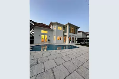 6801 NW 113th Ct, Doral, FL 33178 - Photo 11