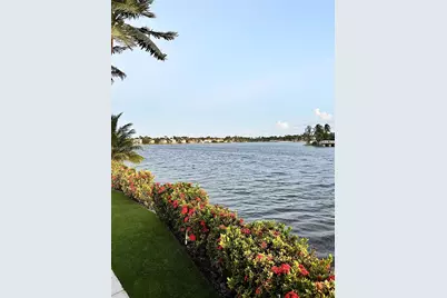 6801 NW 113th Ct, Doral, FL 33178 - Photo 3