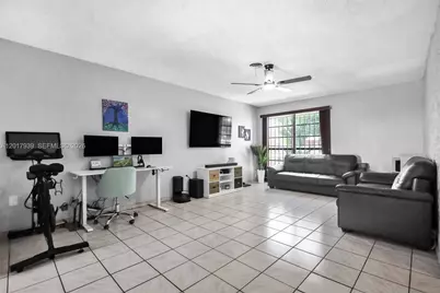 3405 E Shore Rd, Miramar, FL 33023 - Photo 15