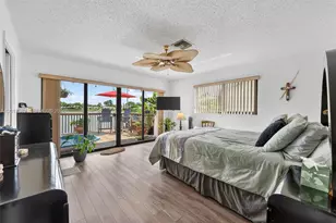 1891 NW 40th Ct, Oakland Park, FL 33309 - Photo 15
