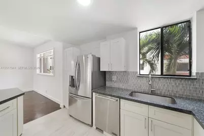 1401 NE 9th St #26, Fort Lauderdale, FL 33304 - Photo 3