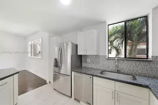 1401 NE 9th St, Fort Lauderdale, FL 33304 - Photo 3