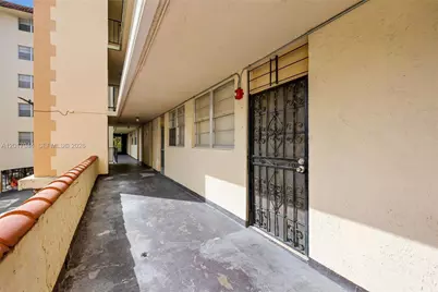 12590 NE 16th Ave #208, North Miami, FL 33161 - Photo 3