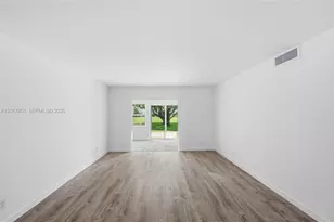 330 NE 26th Ave, Boynton Beach, FL 33435 - Photo 15
