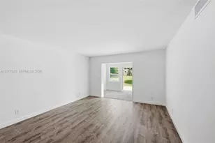 330 NE 26th Ave, Boynton Beach, FL 33435 - Photo 17