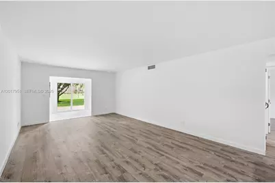 330 NE 26th Ave #1120, Boynton Beach, FL 33435 - Photo 17