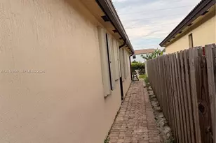 11851 SW 248th Terrace, Homestead, FL 33032 - Photo 5