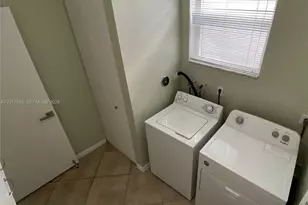 15341 NW 4th St, Pembroke Pines, FL 33028 - Photo 53