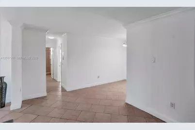 713 Collins Ave #42, Miami Beach, FL 33139 - Photo 7