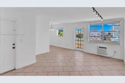 713 Collins Ave #42, Miami Beach, FL 33139 - Photo 17