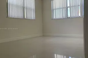 8323 Lake Dr, Doral, FL 33166 - Photo 9