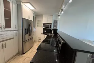 100 Bayview Dr, Sunny Isles Beach, FL 33160 - Photo 11
