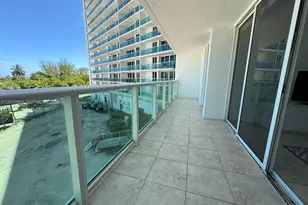 100 Bayview Dr, Sunny Isles Beach, FL 33160 - Photo 19