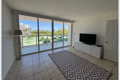 100 Bayview Dr #309, Sunny Isles Beach, FL 33160 - Photo 17