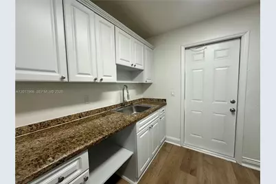 1400 NE 56th St #206, Fort Lauderdale, FL 33334 - Photo 7