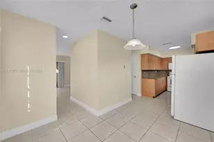2532 Coral Springs Dr, Coral Springs, FL 33065 - Photo 7