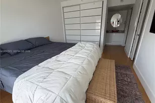 2457 Collins Ave, Miami Beach, FL 33140 - Photo 15