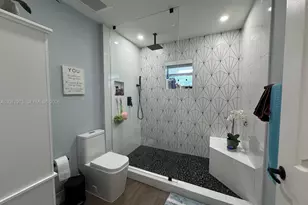 8851 NW 110 Pl, Doral, FL 33178 - Photo 21