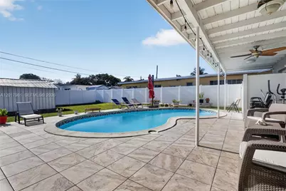 2625 Utopia Dr, Miramar, FL 33023 - Photo 31