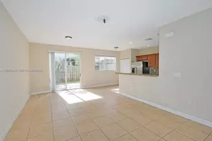 1048 NE 208th St, Miami, FL 33179 - Photo 3