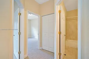 1048 NE 208th St, Miami, FL 33179 - Photo 13