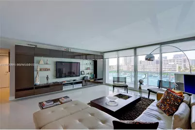 100 Bayview Dr #428, Sunny Isles Beach, FL 33160 - Photo 5