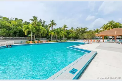 100 Bayview Dr #428, Sunny Isles Beach, FL 33160 - Photo 31