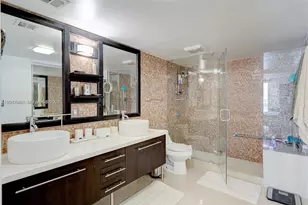 100 Bayview Dr, Sunny Isles Beach, FL 33160 - Photo 15