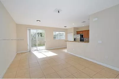 1048 NE 208th St #1048, Miami, FL 33179 - Photo 3
