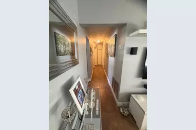 621 SW 71st Ter, Pembroke Pines, FL 33023 - Photo 5