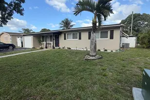 621 SW 71st Terrace, Pembroke Pines, FL 33023 - Photo 1