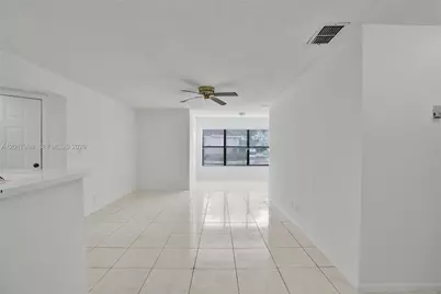 2866 S University Dr #5107, Davie, FL 33328 - Photo 13
