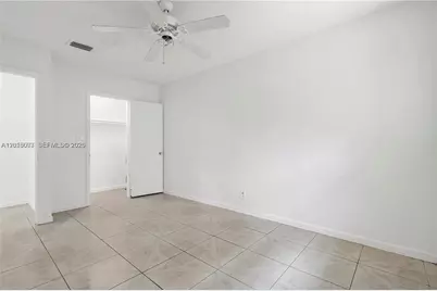 535 NW 18th St #B, Fort Lauderdale, FL 33311 - Photo 7