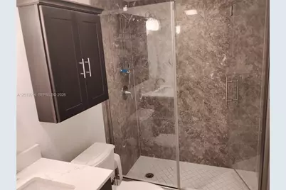 250 Jacaranda Dr #608, Plantation, FL 33324 - Photo 21
