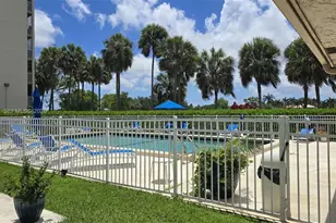 250 Jacaranda Dr, Plantation, FL 33324 - Photo 33